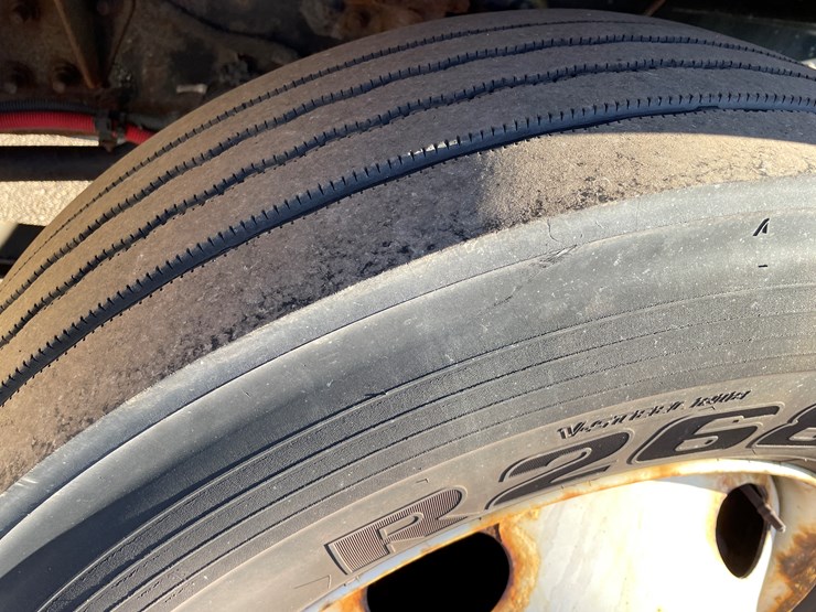 2015-ford-f650-image-11