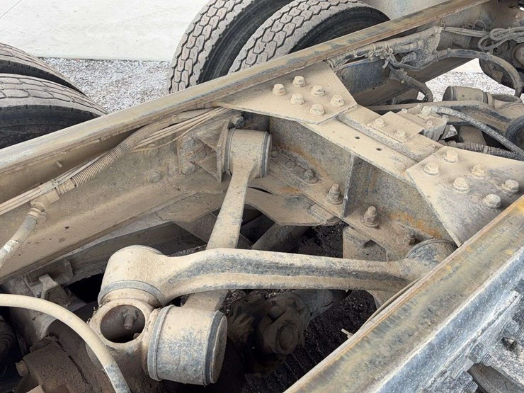 2017-kenworth-t880-image-67