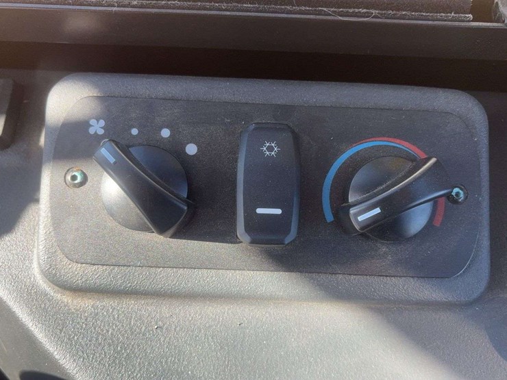 2021-caterpillar-305e2-cr-image-41