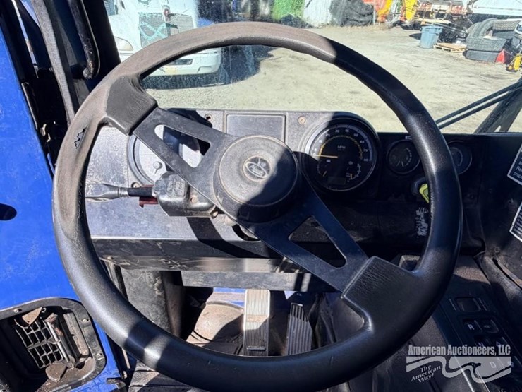 2016-mack-leu613-image-3