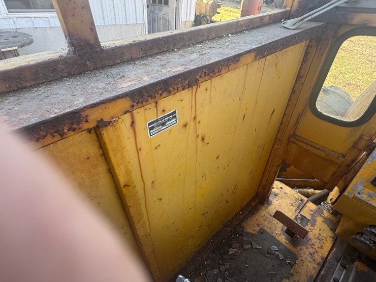 minneapolis-moline-g1000-image-21