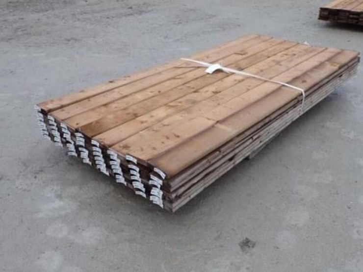 qty-of-(56)-5/4-in.-x-6-in.-x-8-ft-pressure-a511-5-image-3