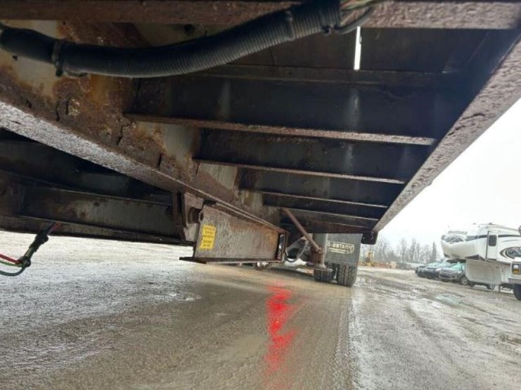 2002-bws-trailer-image-24