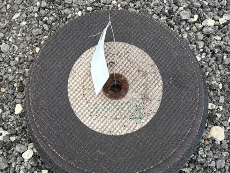 #26-•-large-cut-off-wheels--bundle-sizes-may-vary-image-1