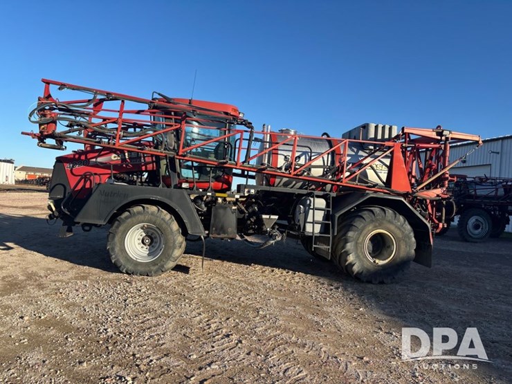 case-ih-4020-image-4