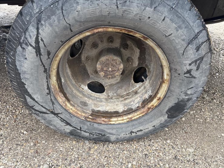 ford-f350-xl-image-43