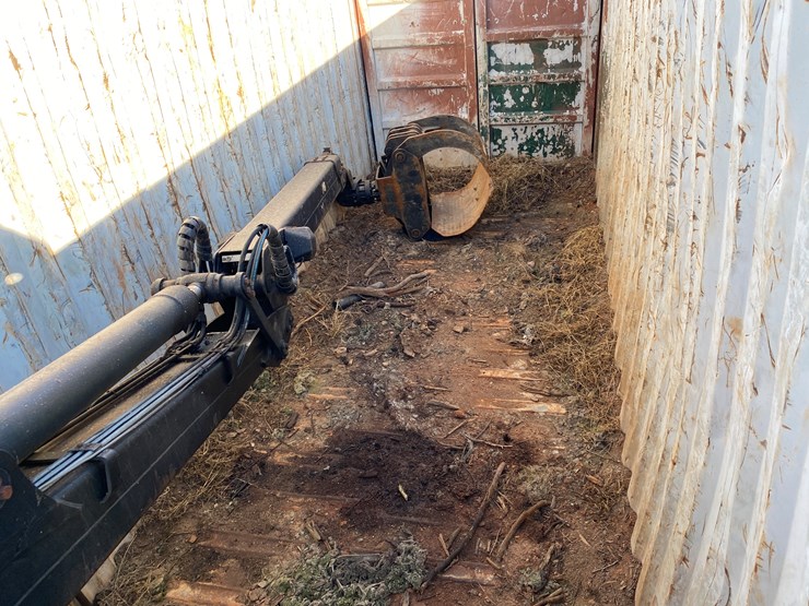 #205-•-2004-sterling-grapple-truck-(has-wi-title)-(chetek,-wi)-image-38