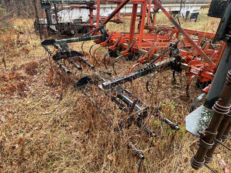 #1170-•-36'-case-1300-field-cultivator-(antigo,-wi)-image-11