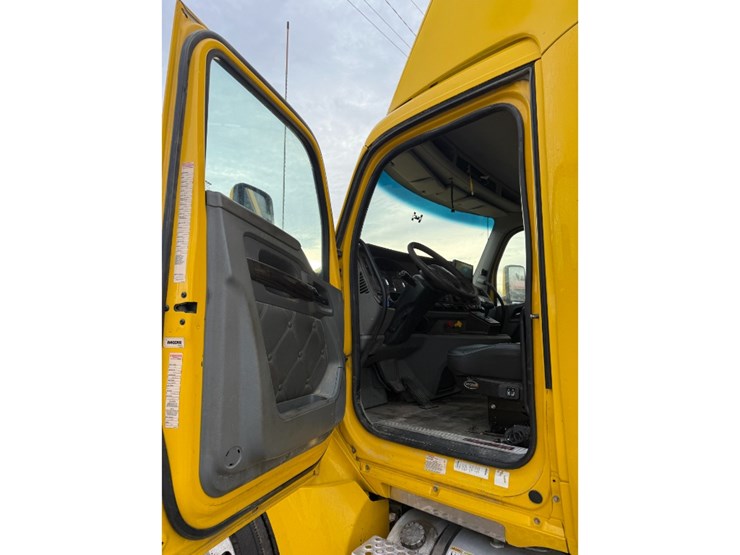 2019-kenworth-t880-image-20