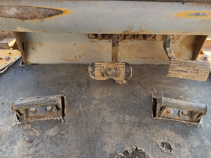 john-deere-850-image-45