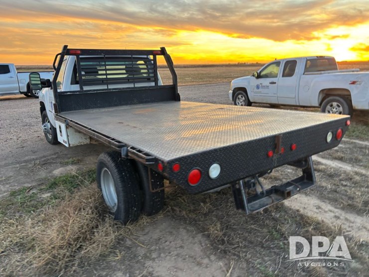 2009-chevrolet-3500hd-image-7