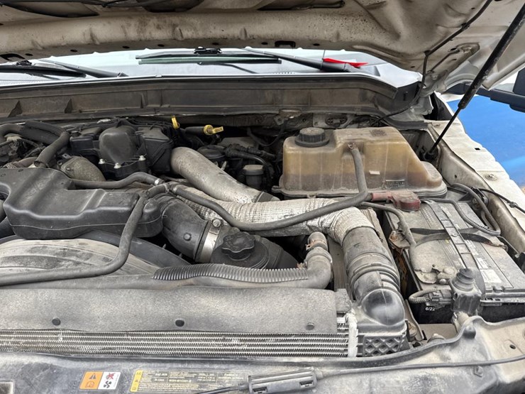 ford-f550-xlt-image-13