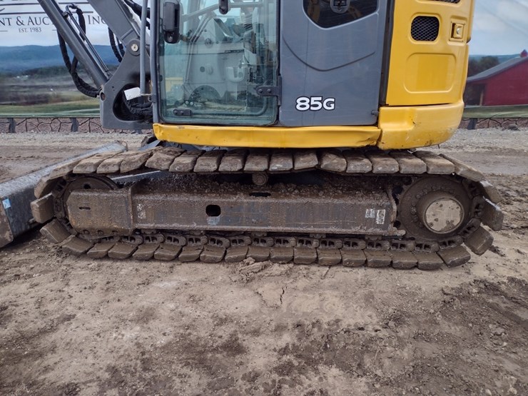 deere-85g-image-26