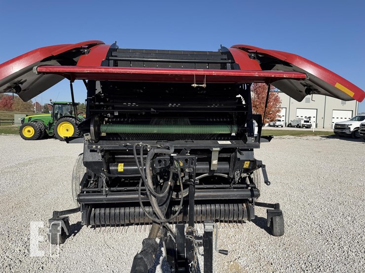 case-ih-rb565-image-14