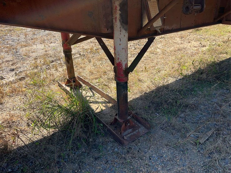 1984-vulcan-trailer-image-4