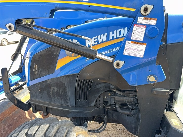 new-holland-workmaster-105-image-17