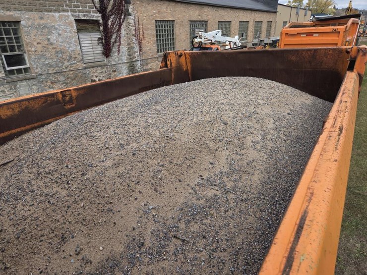 mack-rd690s-image-33