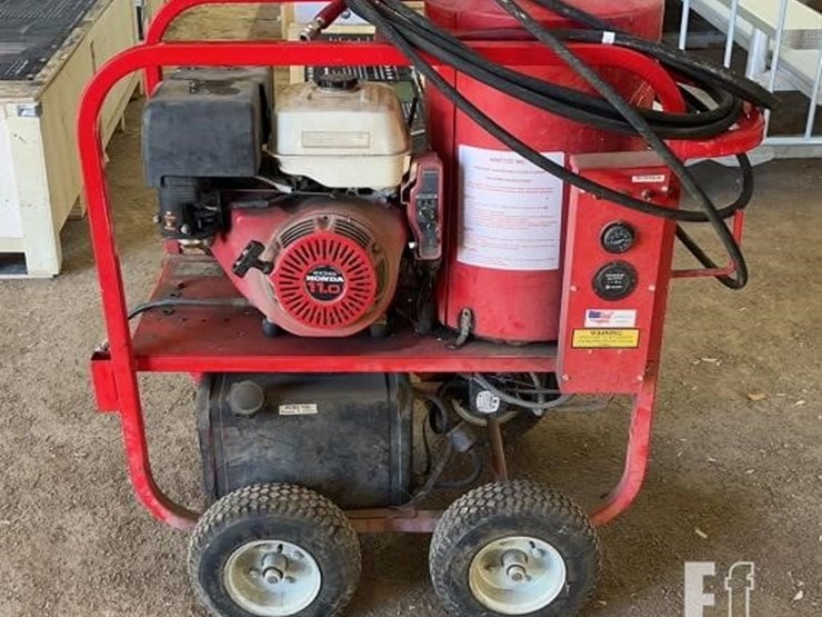 raider-hot-water-pressure-washer-image-1