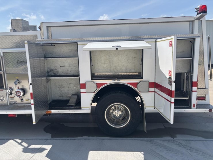 freightliner-fl80-image-19