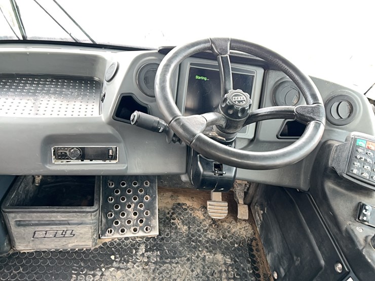 2021-bell-b30-image-19