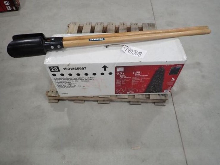 6.5-ft-brielle-black-pine-led-christmas-tree-image-5