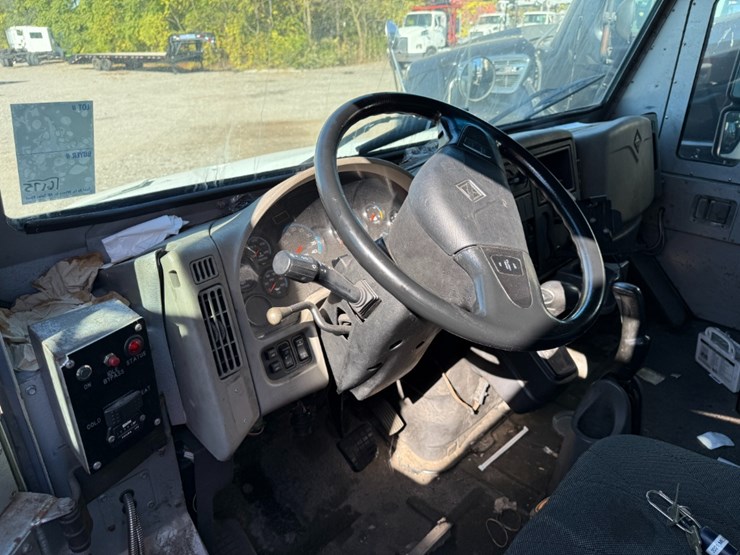 international-durastar-4300-image-12