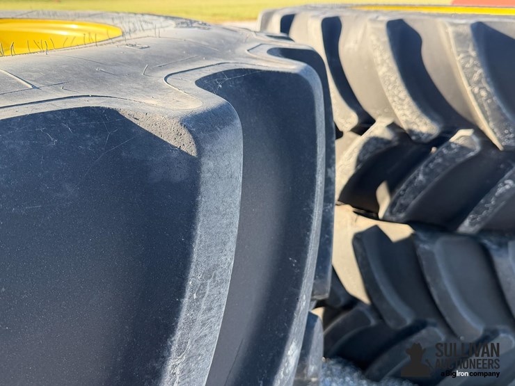 john-deere-12-image-6