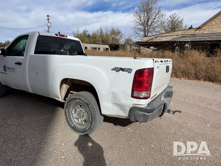 2009-gmc-sierra-2500hd-image-9