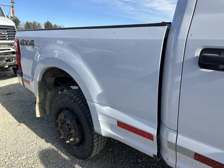 2017-ford-f250-image-15