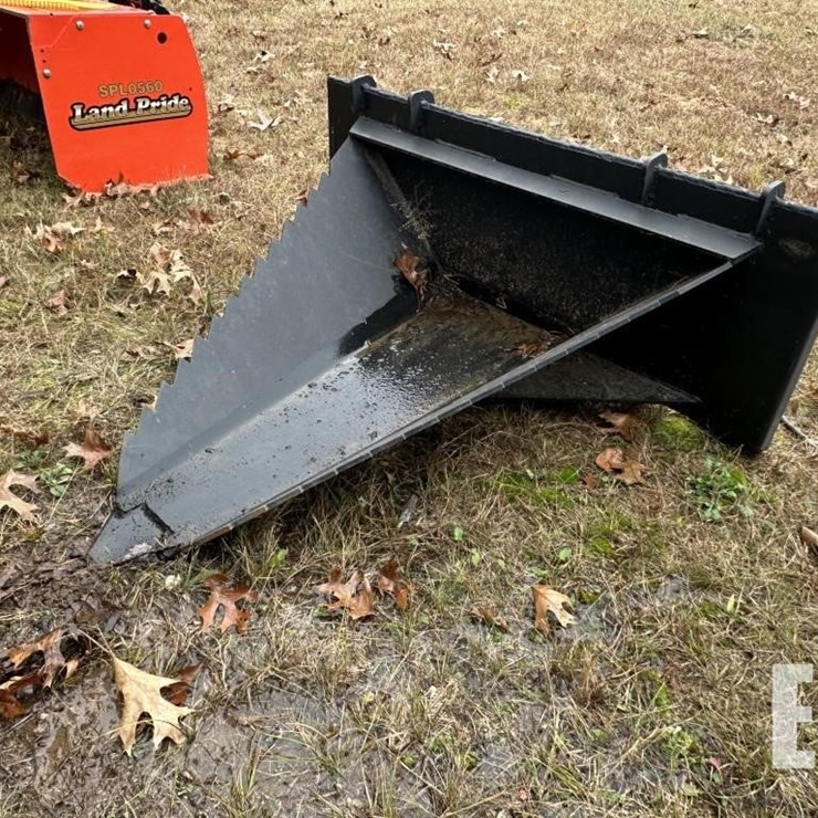 SKID STEER STUMP BUCKET