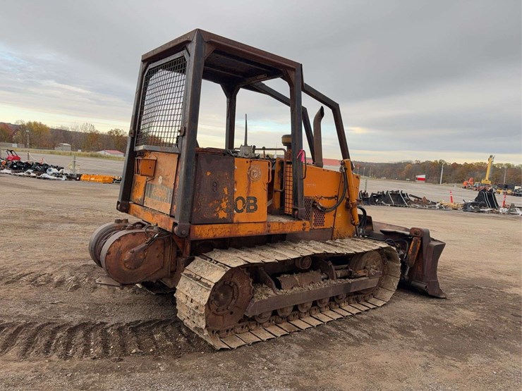 1990-case-850b-image-3