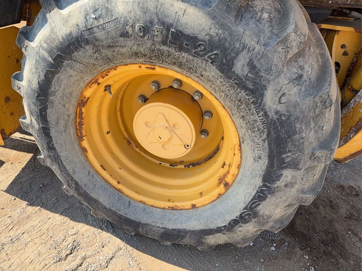 2012-deere-310k-image-6