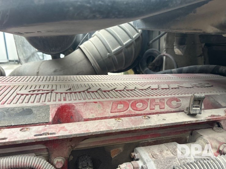 international-9900i-image-35