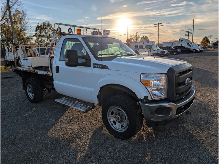 2011-ford-f350-image-3