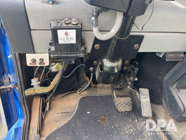 freightliner-fl106-image-73