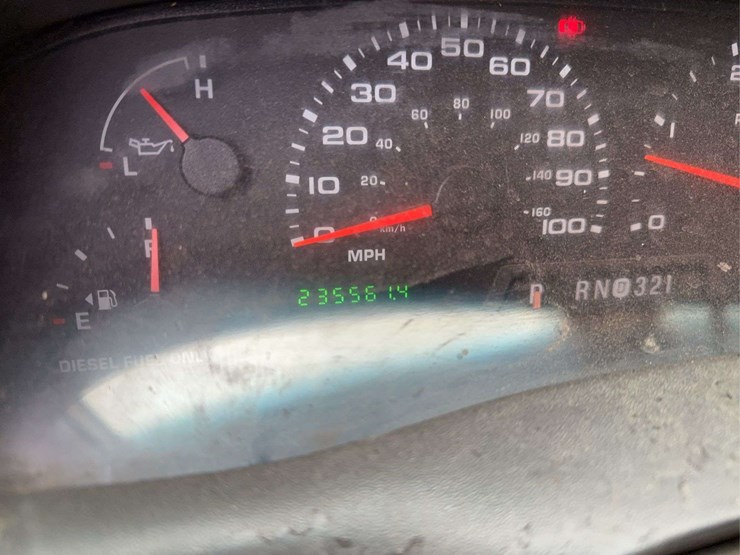 2004-ford-f450-image-47