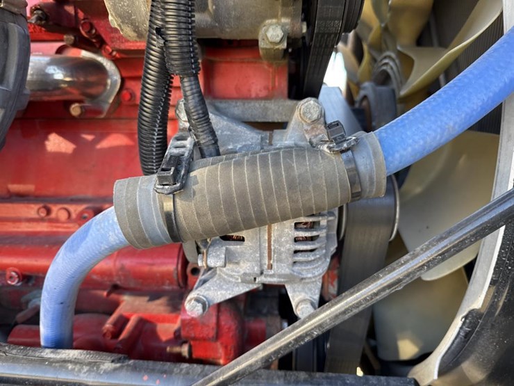 2012-peterbilt-389-image-32