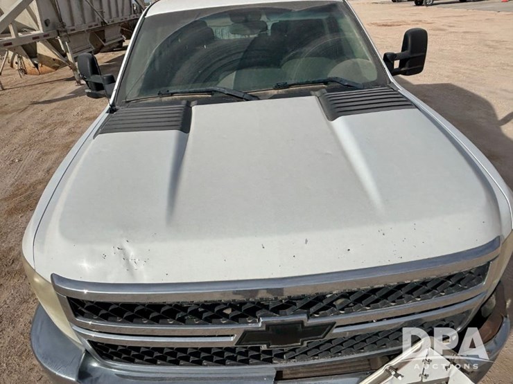 chevrolet-silverado-2500hd-image-17