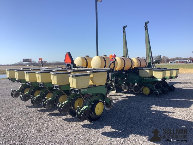 john-deere-7200-image-5