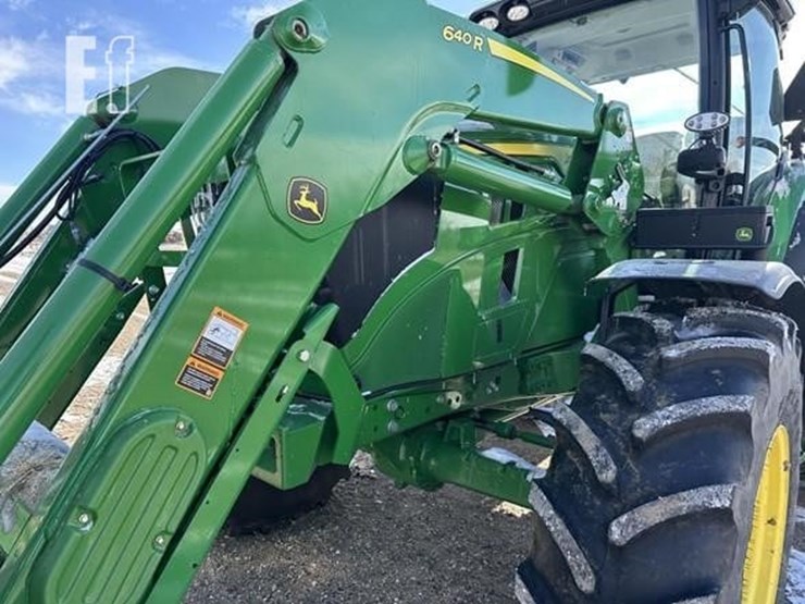 2023-john-deere-6r-155-image-32