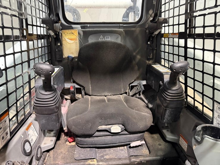 2022-bobcat-s850-image-17