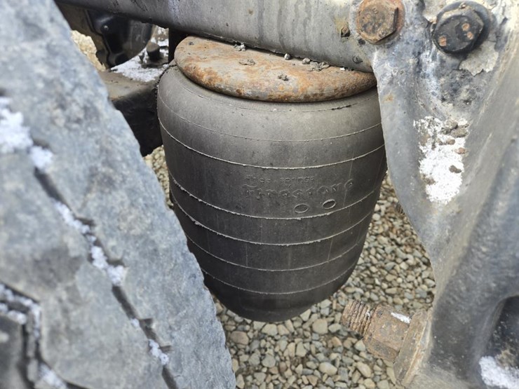 2013-kenworth-t660-image-25