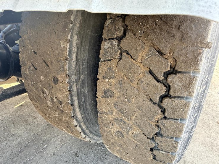 2017-international-prostar-image-35