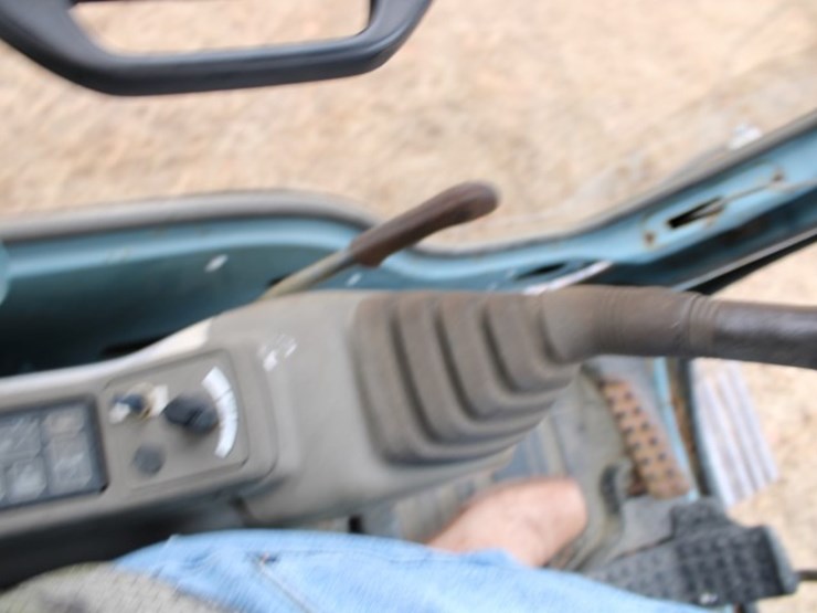 hitachi-excavator-120-3-5342-hrs-sn-12v42578-24'-boom-with-wain-roy-digging-image-22