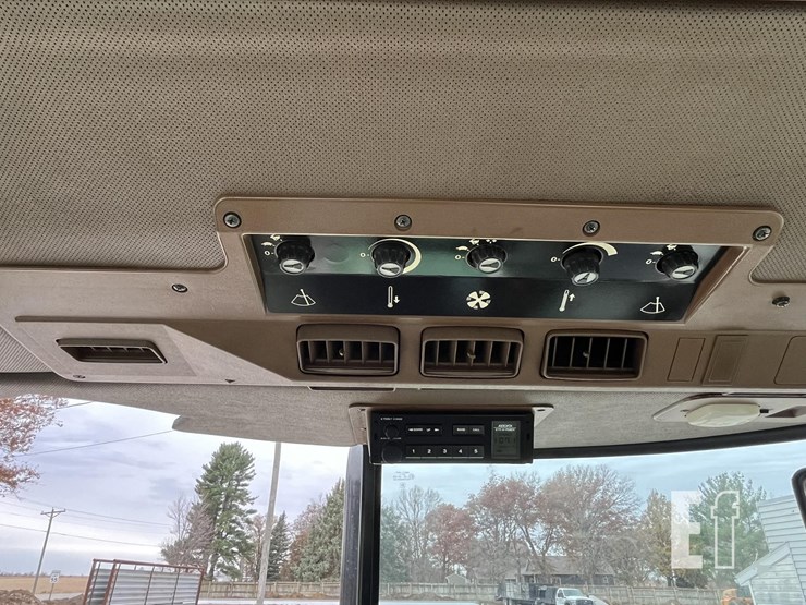 john-deere-2755-image-35