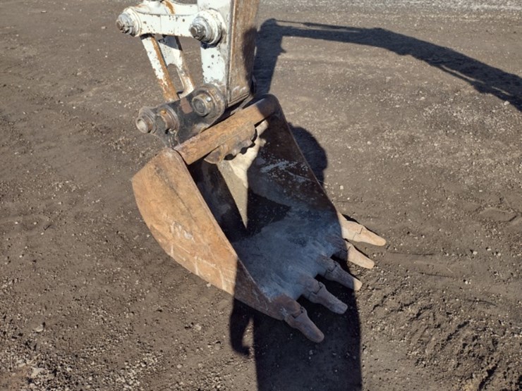 takeuchi-tb250-image-14