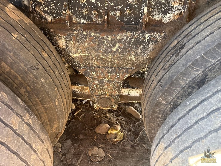 peterbilt-357-image-37