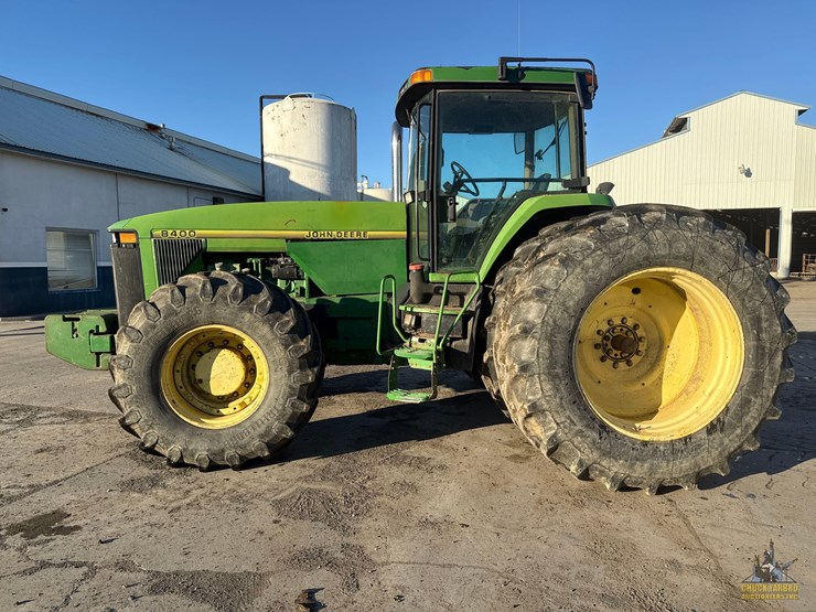 john-deere-8400-image-2