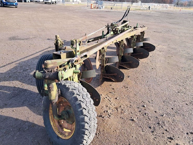 john-deere-145h-image-2