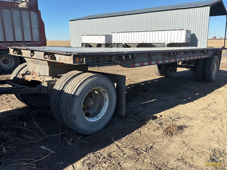 1962-peerless-24'-flatbed-trailer-image-1